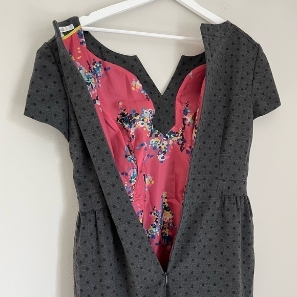 Boden Wool Blend Polka Dot Floral Lined Tulip Split Neck Cap Sleeve Dress Grey 8 - Picture 6 of 9
